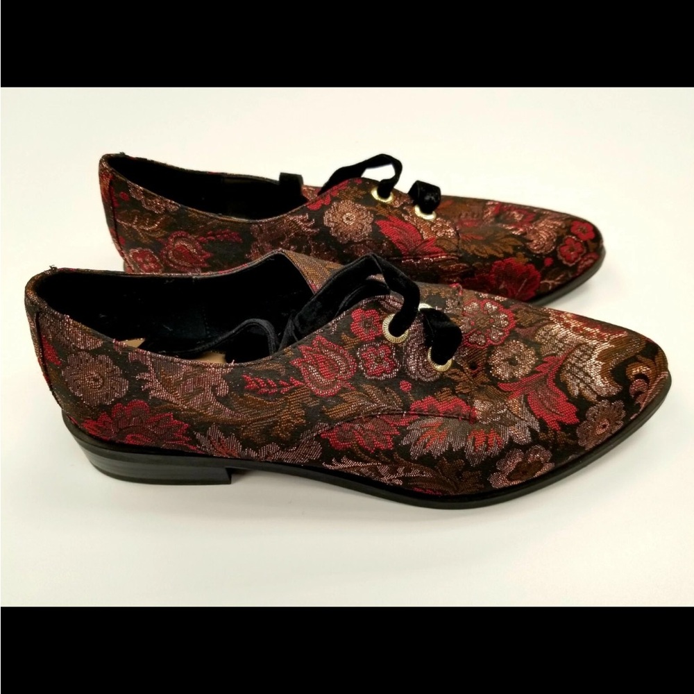 Aldo Women's Floral Lace-Up Shoes - Red and Black Embroidered - Picture 4 of 6